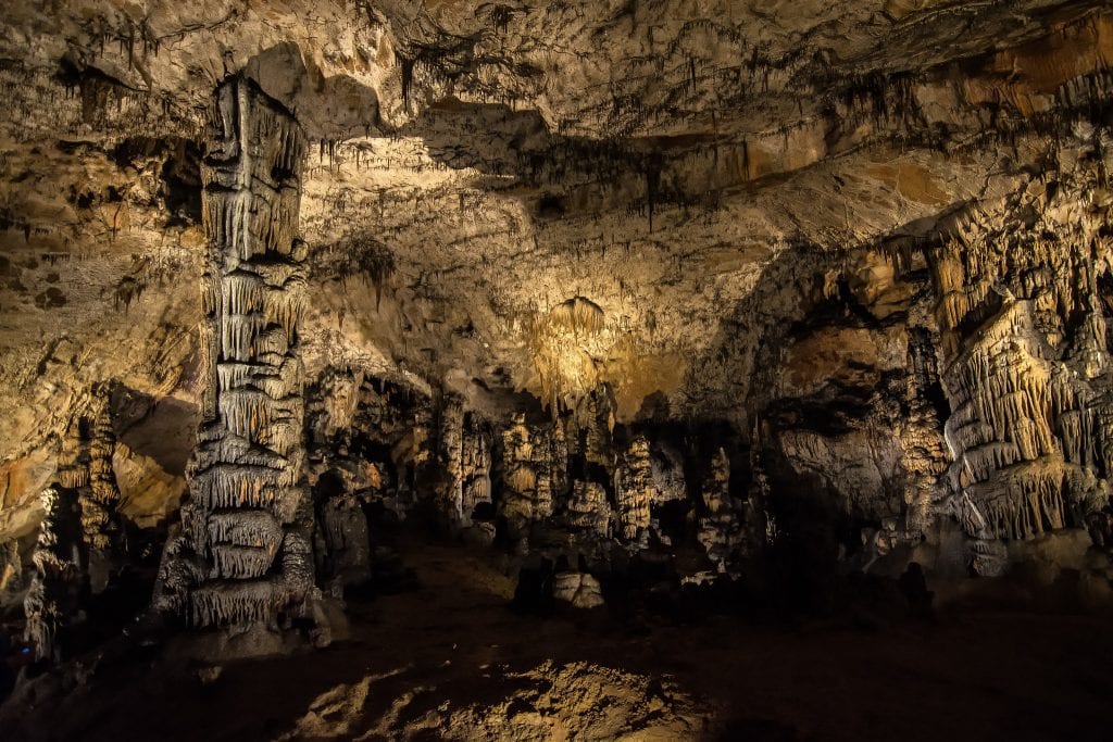 jaskyna-domica-stalaktity-krasova-vyzdoba